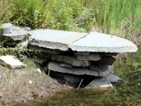 DR04  the water should be up to the top rocks